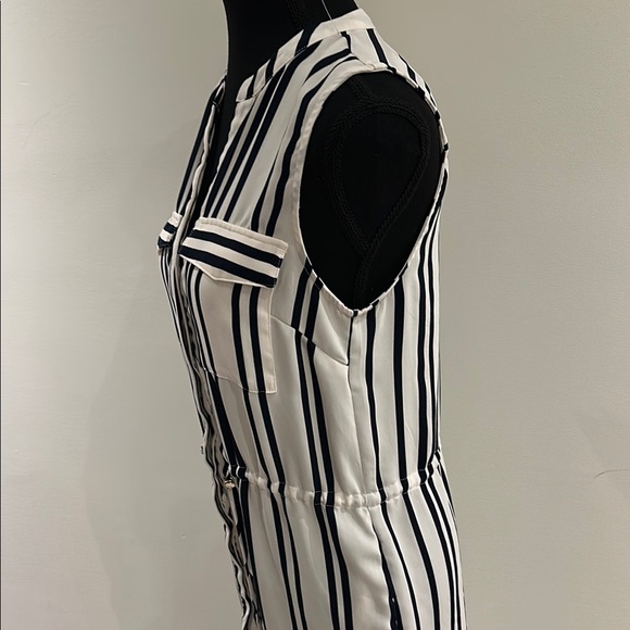 H&M Black and White Sleeveless Shirt Dress - Picture 7 of 10